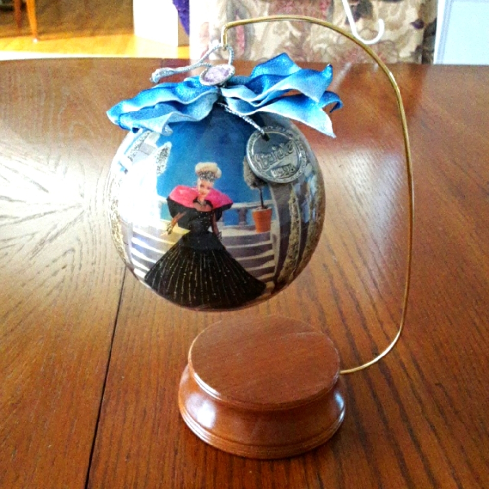Barbie 1998 Christmas Bulb w a stand Vintage Collectible